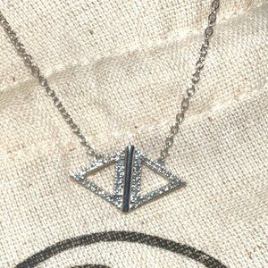 Diamond Geometric necklace